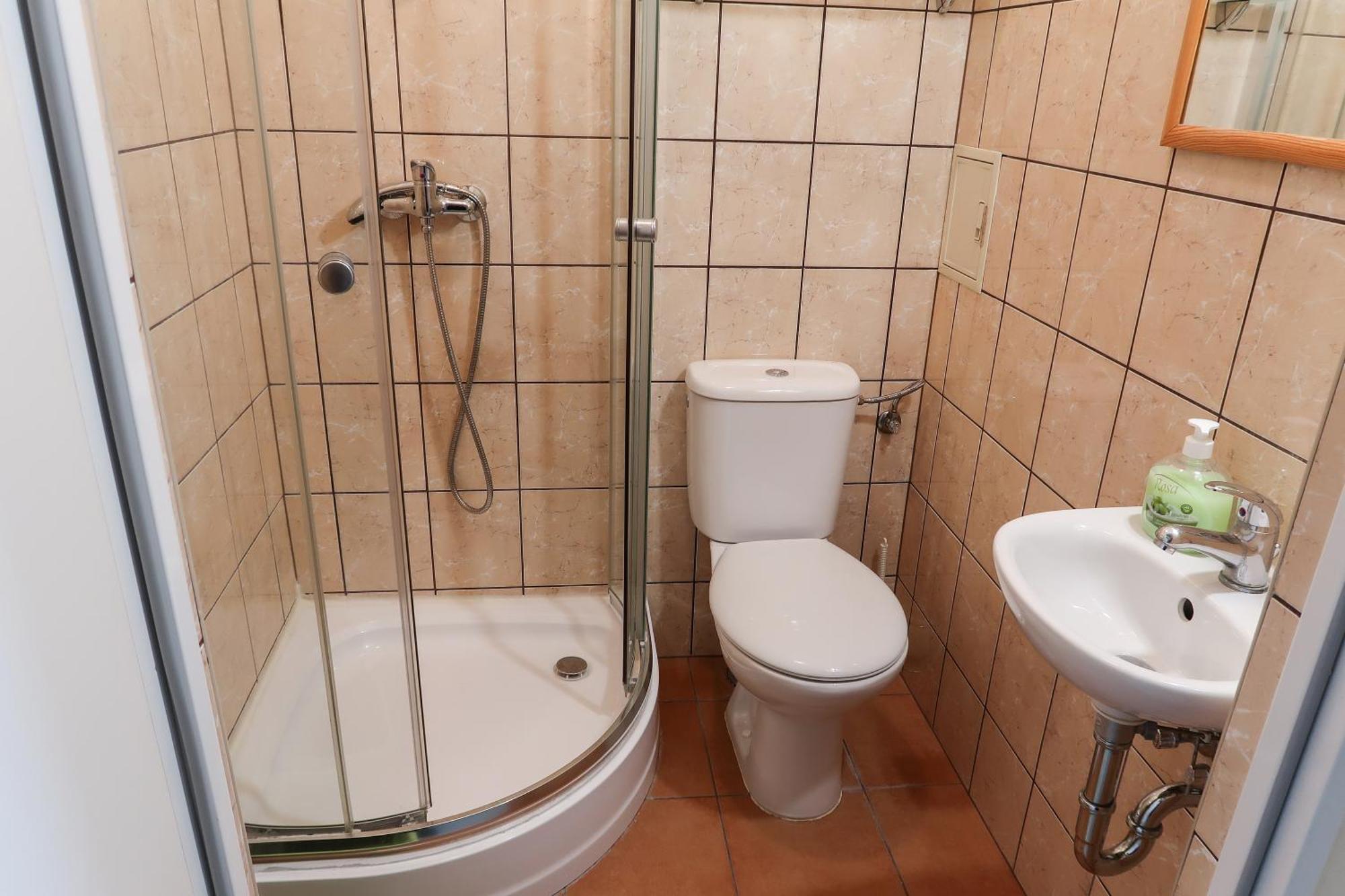Hostel Dom Studencki Raj Wrocław Zewnętrze zdjęcie