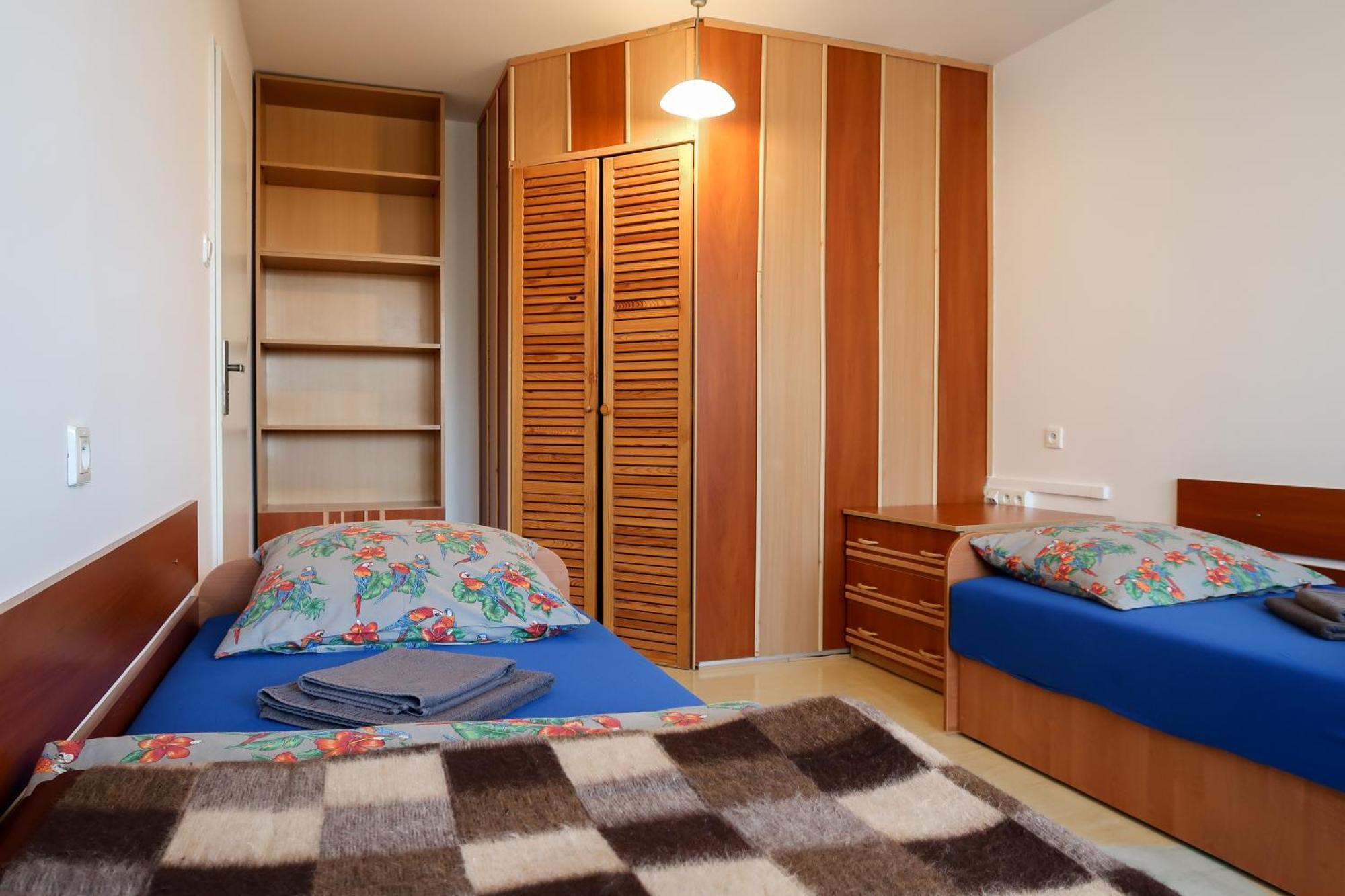Hostel Dom Studencki Raj Wrocław Zewnętrze zdjęcie