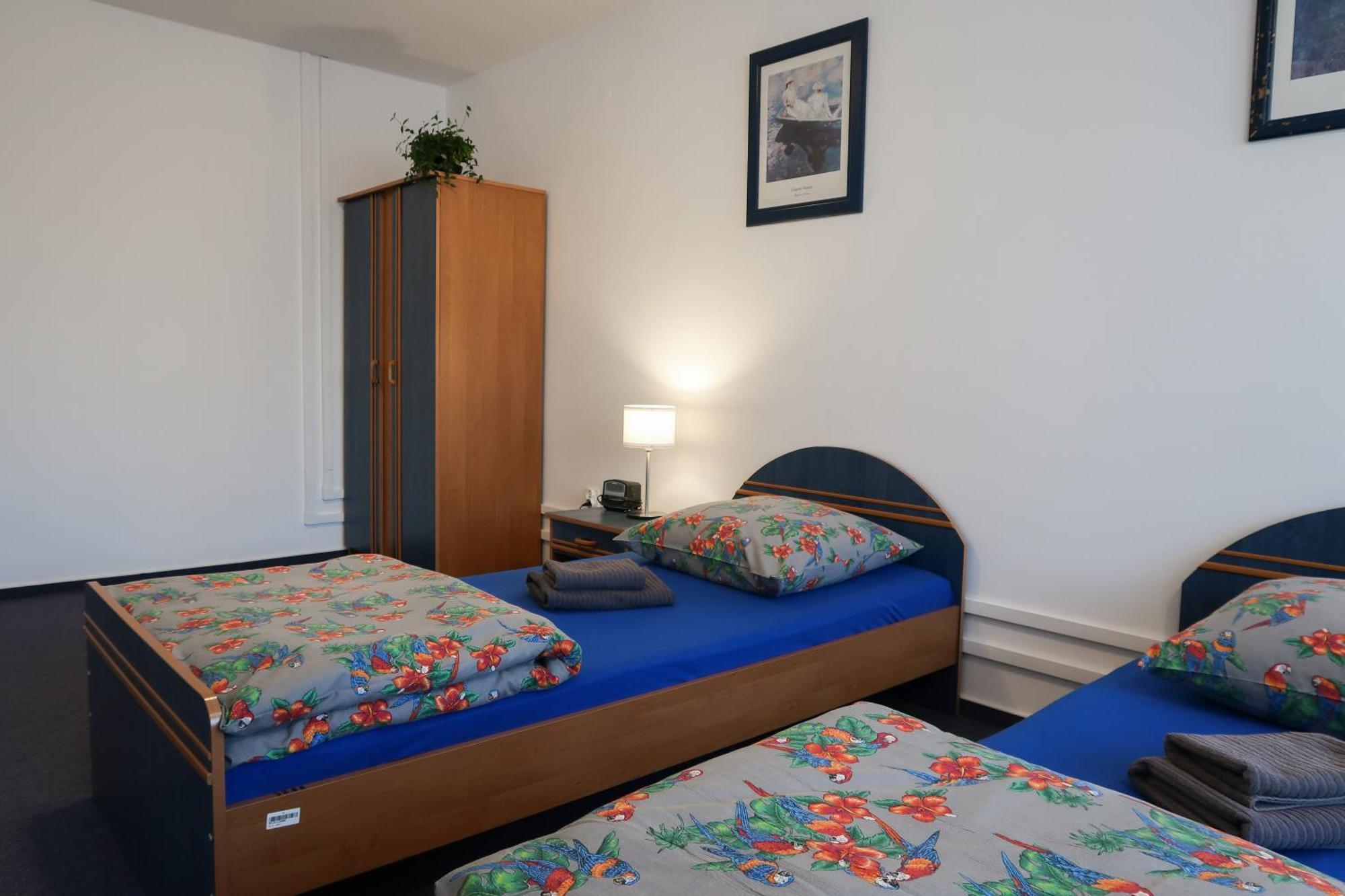 Hostel Dom Studencki Raj Wrocław Zewnętrze zdjęcie