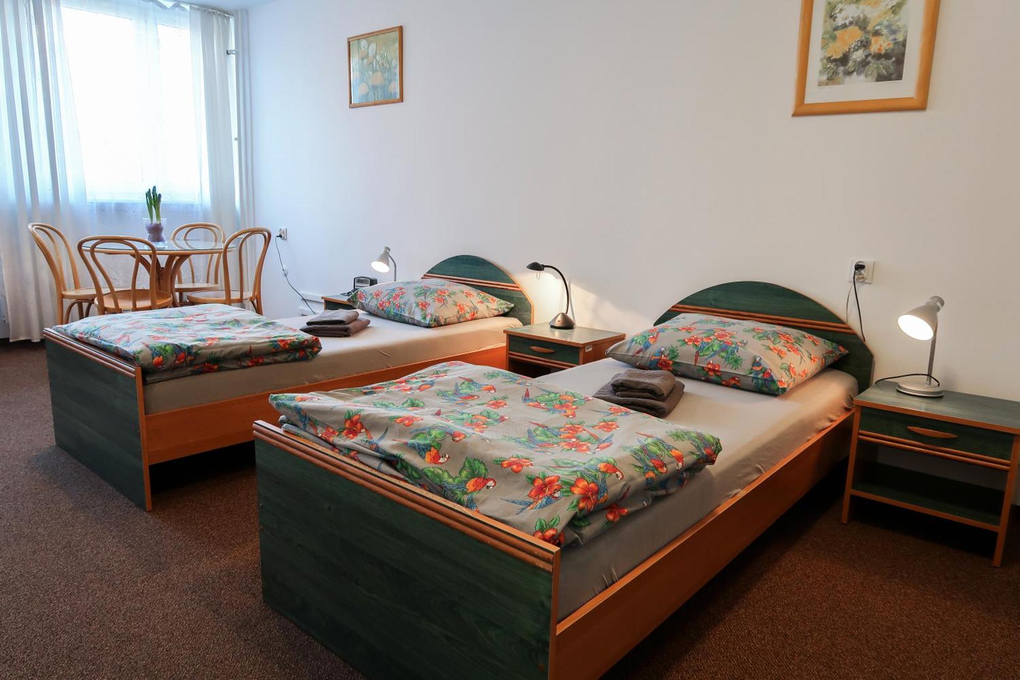 Hostel Dom Studencki Raj Wrocław Zewnętrze zdjęcie